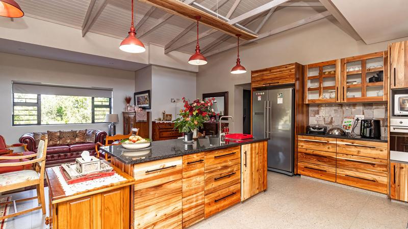 3 Bedroom Property for Sale in Outeniqua Strand Western Cape